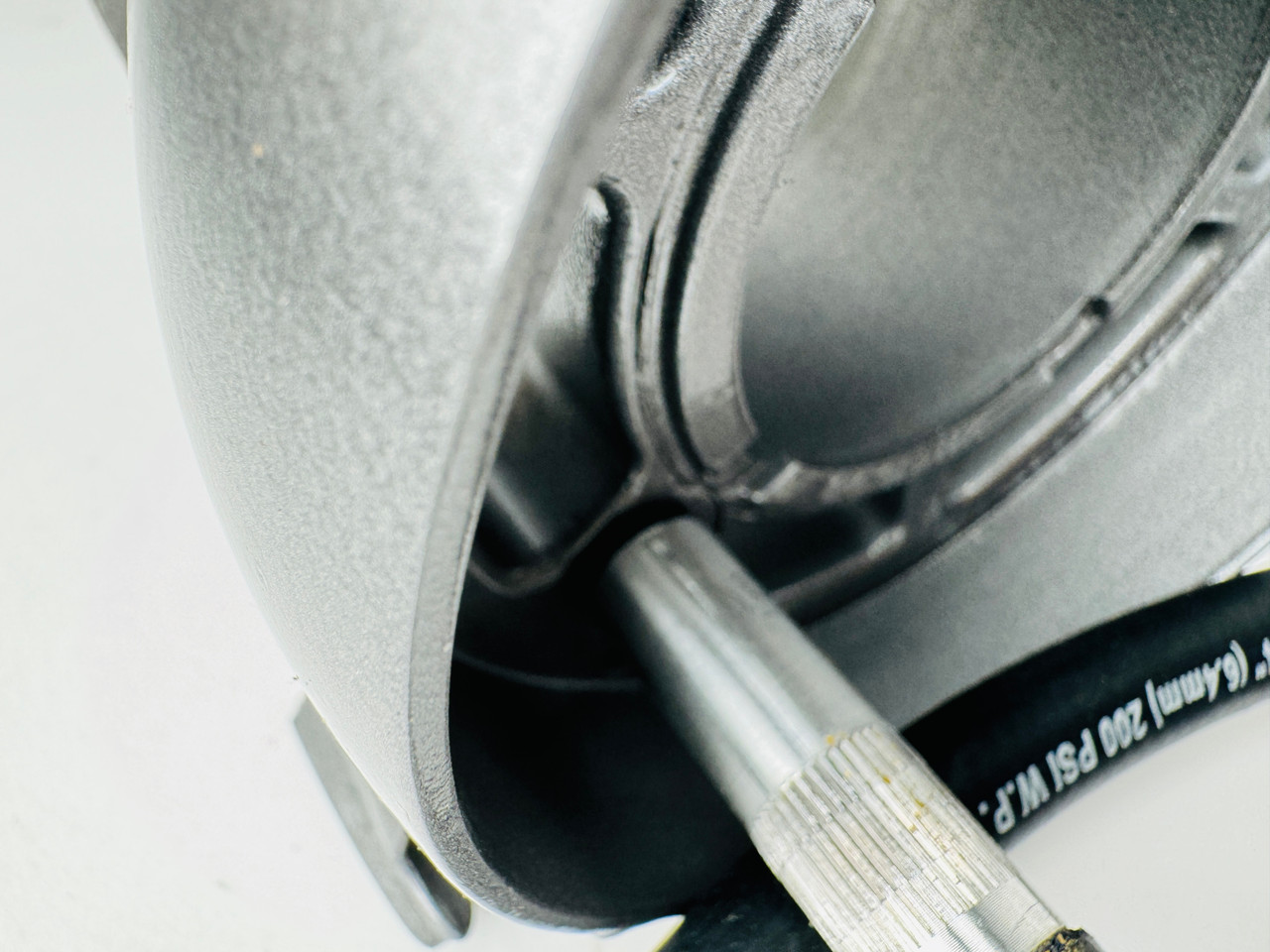 $324.99* GENUINE VOLVO no tax*  BEARING CARRIER 21141698 *In Stock & Ready To Ship!