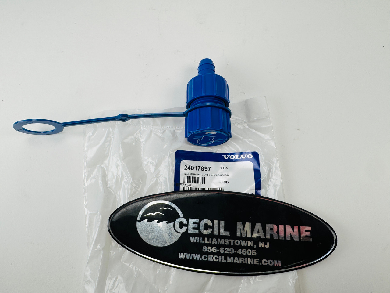 $14.99* GENUINE VOLVO no tax* HOSE CONNECTOR 24017897  *In Stock & Ready To Ship!