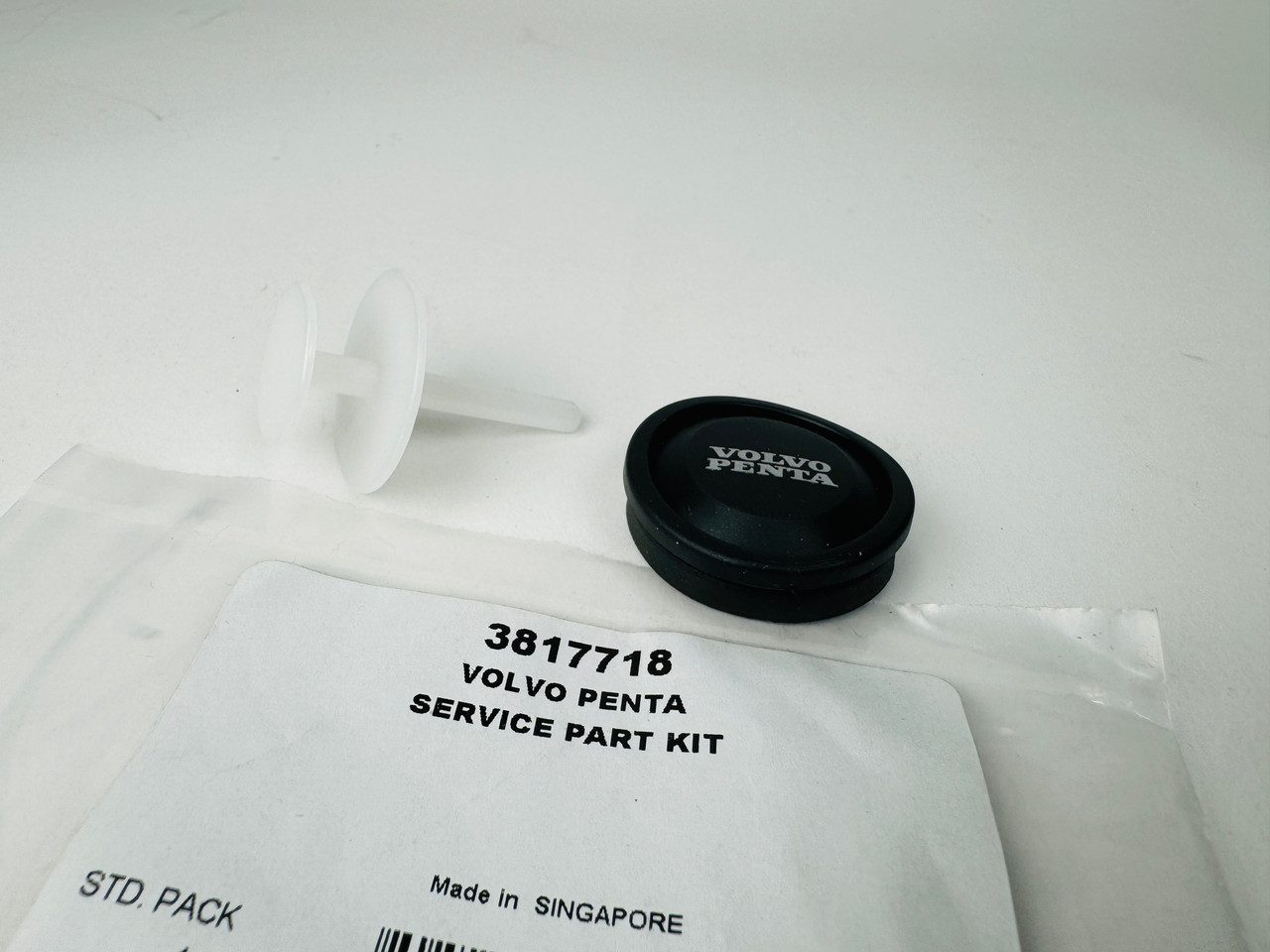 $21.99* GENUINE VOLVO no tax* CONTROL BOX CENTER BUTTON KIT 3817718 *In Stock & Ready To Ship!