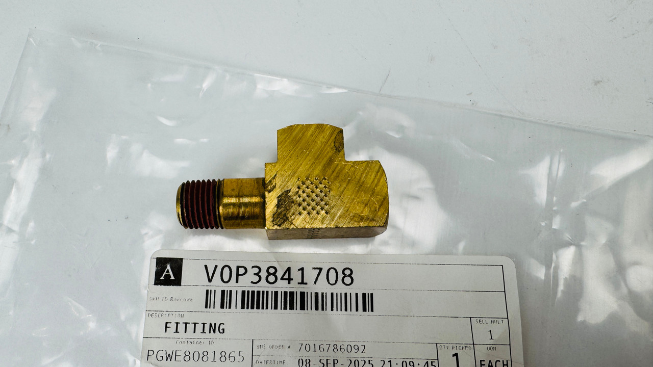 $34.99* GENUINE VOLVO no tax* FITTING 3841708 *In Stock & Ready To
