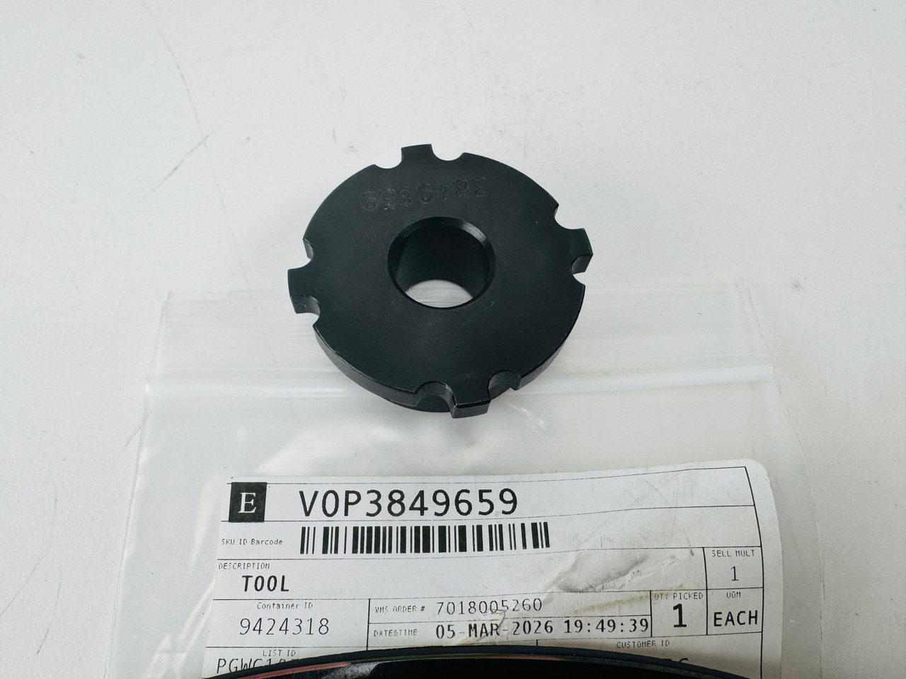 $74.99* GENUINE VOLVO no tax* TOOL 3849659 *In Stock & Ready To Ship!
