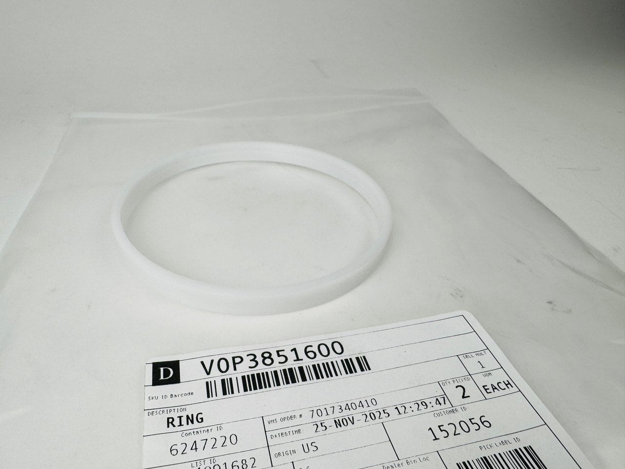 $9.99* GENUINE VOLVO ING 3851600 Special Order 10 TO 14 Day Delivery