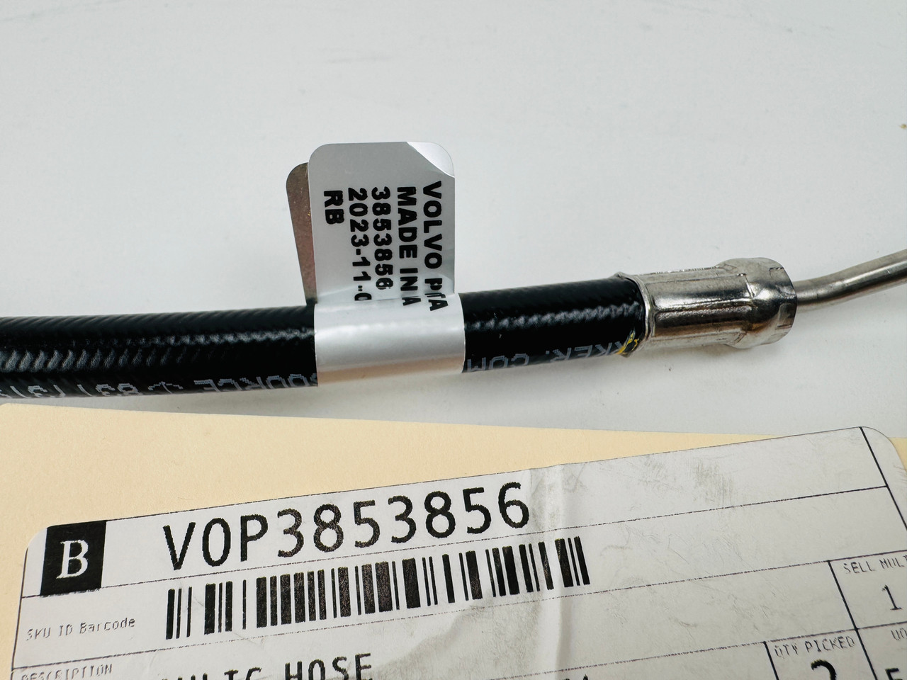 $84.99* GENUINE VOLVO no tax* HYDRAULIC HOSE 3853856 *In Stock & Ready To Ship!