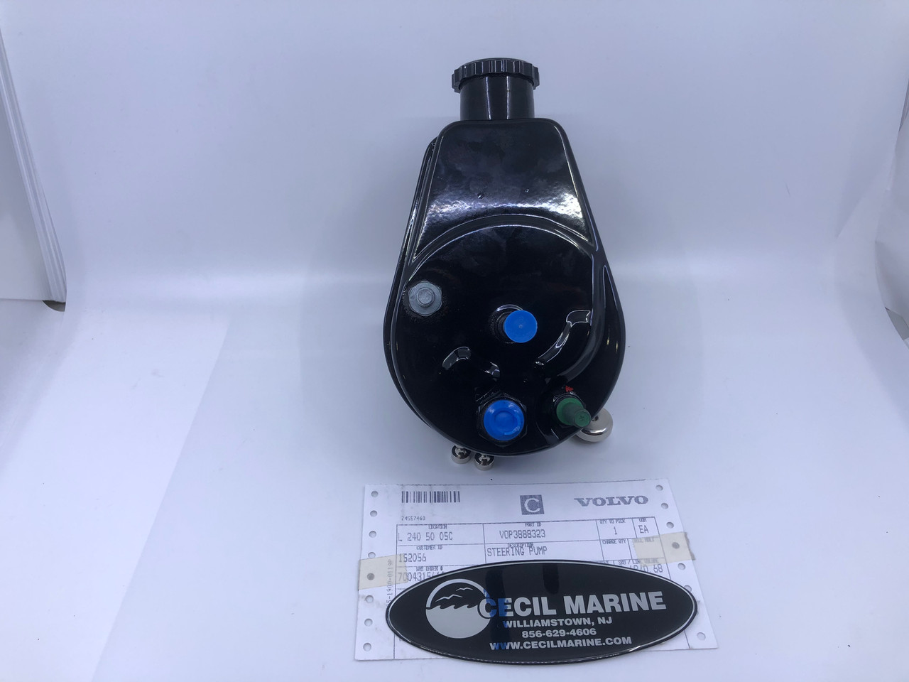 $639.99* GENUINE VOLVO no tax* STEERING PUMP NEW 3888323 *In Stock