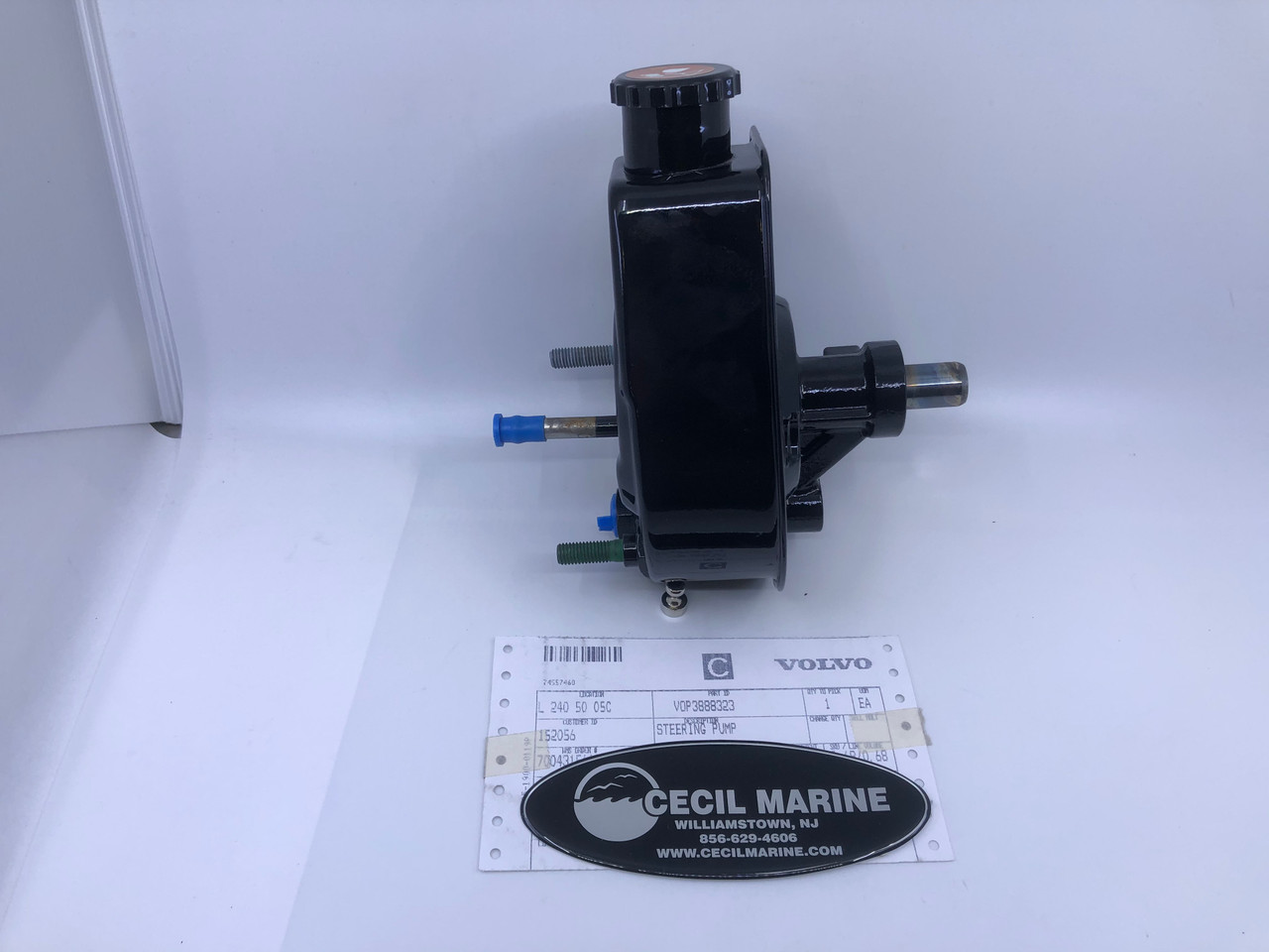 $639.99* GENUINE VOLVO no tax* STEERING PUMP NEW 3888323 *In