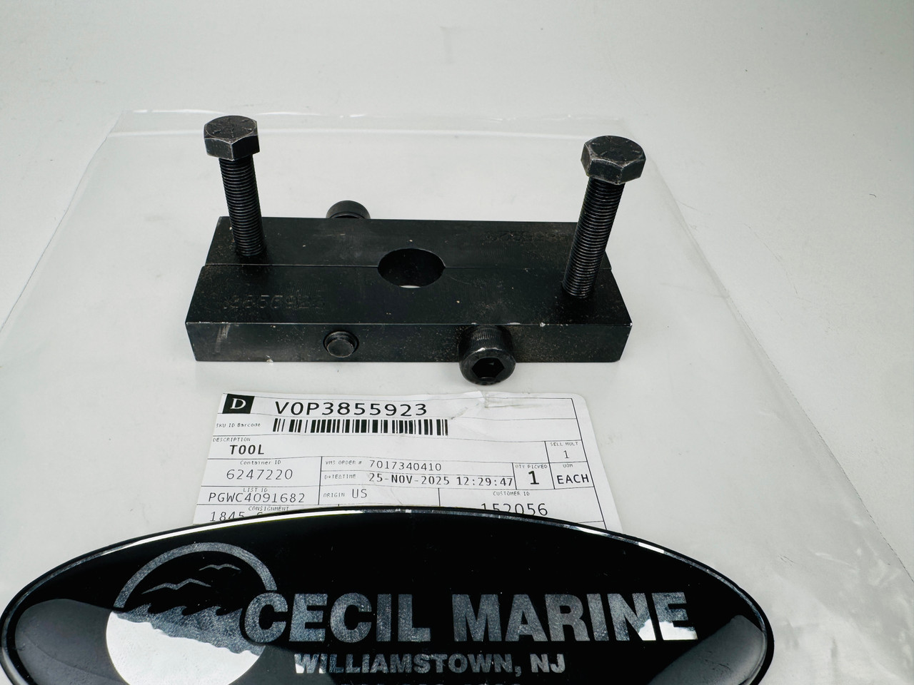 $129.99* GENUINE VOLVO no tax* TOOL 3855923 *In Stock & Ready To Ship!