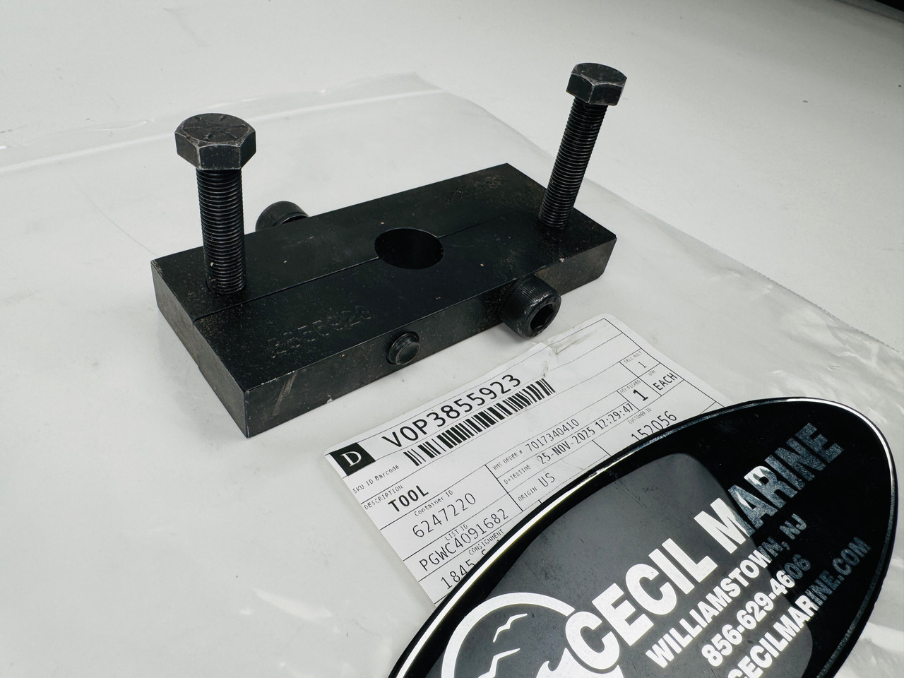 $129.99* GENUINE VOLVO no tax* TOOL 3855923 *In Stock & Ready To Ship!