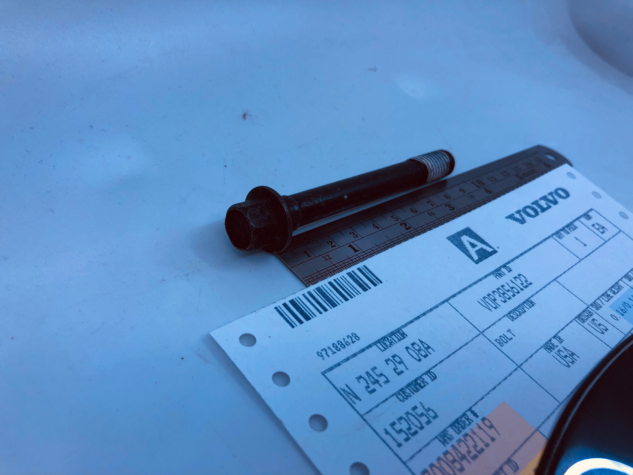 $11.99* GENUINE VOLVO no tax* HEAD BOLT 3856122 *Special Order 10 To 14 Days For Delivery