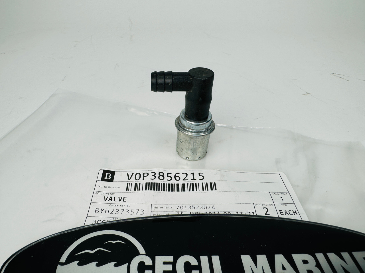 $9.99* GENUINE VOLVO PCV VALVE 3856215 *In Stock & Ready To Ship!