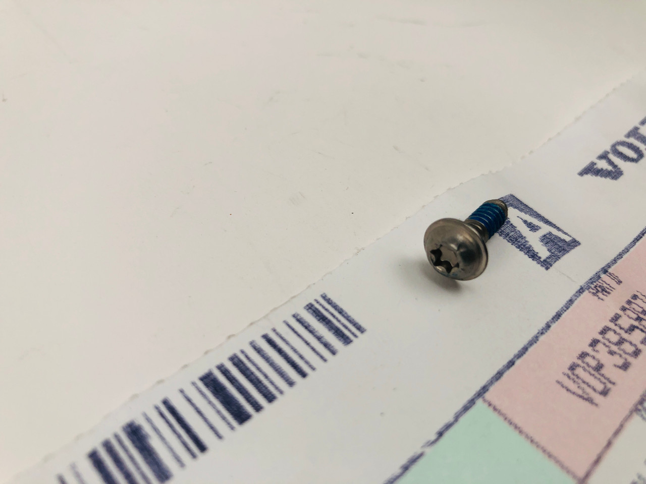 $9.95* GENUINE VOLVO BOLT 3858976 Special Order 10 TO 14 Day Delivery