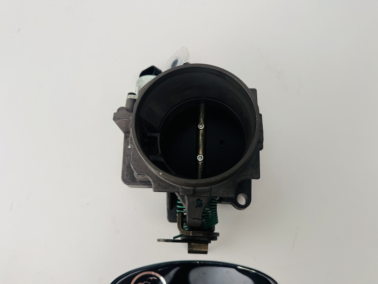 $849.99* GENUINE VOLVO no tax* 8.1L THROTTLE BODY 3861008