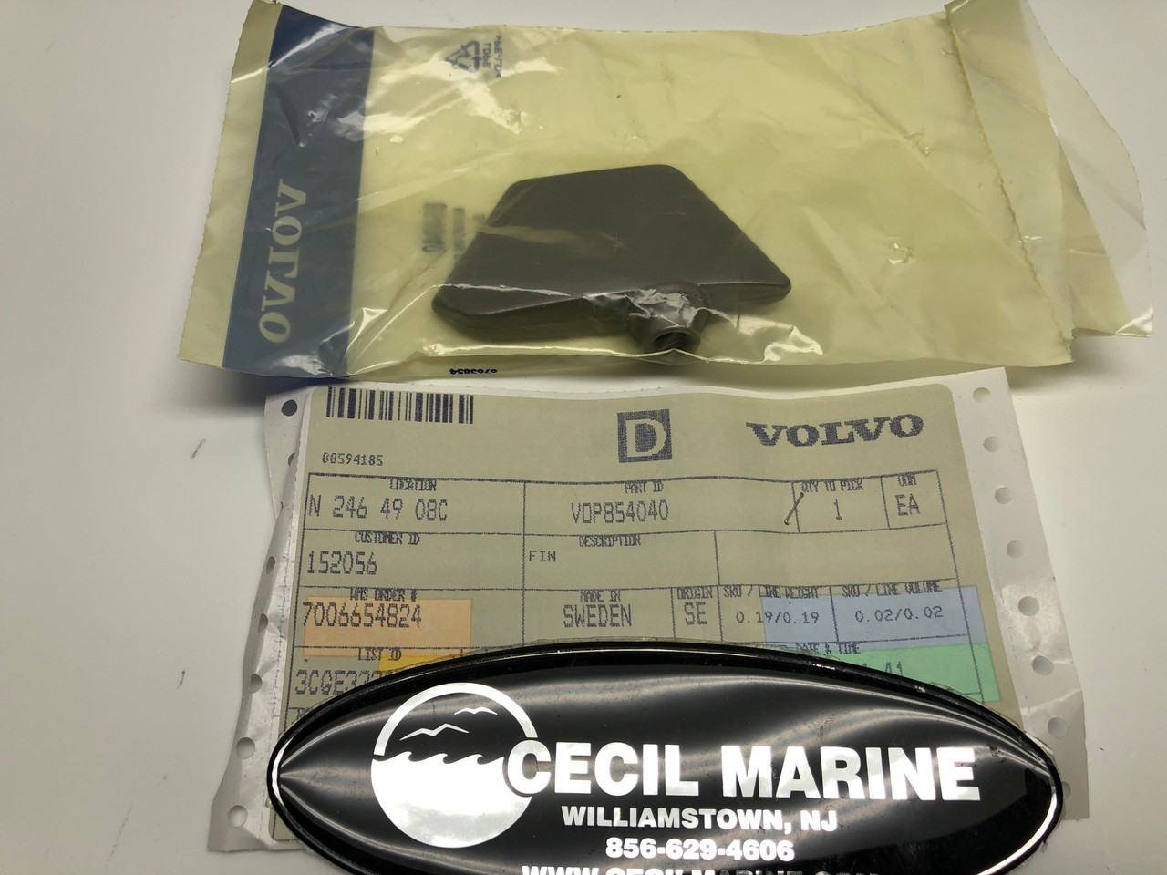 GENUINE VOLVO no tax* FIN 854040 *This part is no longer available