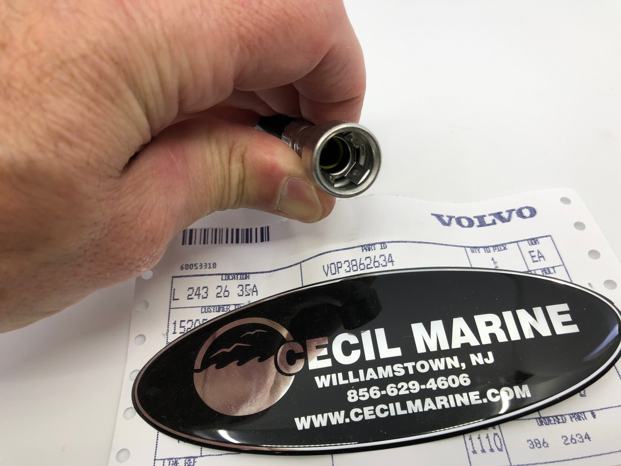 $169.99* GENUINE VOLVO no tax* FUEL HOSE 3862634 *In Stock & Ready To Ship!