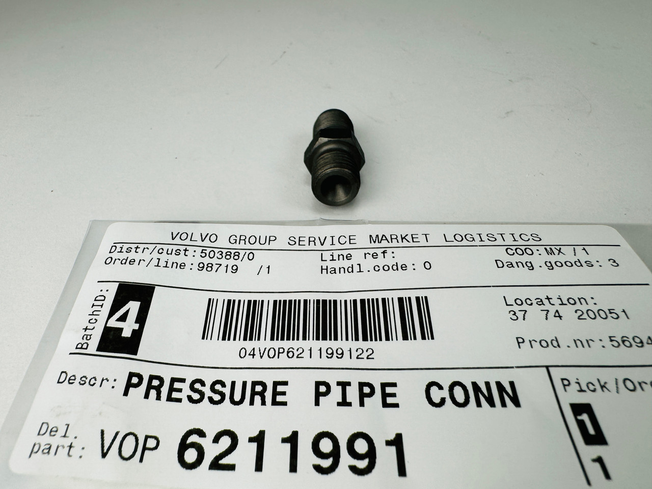 $139.88* GENUINE VOLVO no tax* PRESSURE PIPE CONNECTION 6211991 *Special Order 10 To 14 Days For Delivery