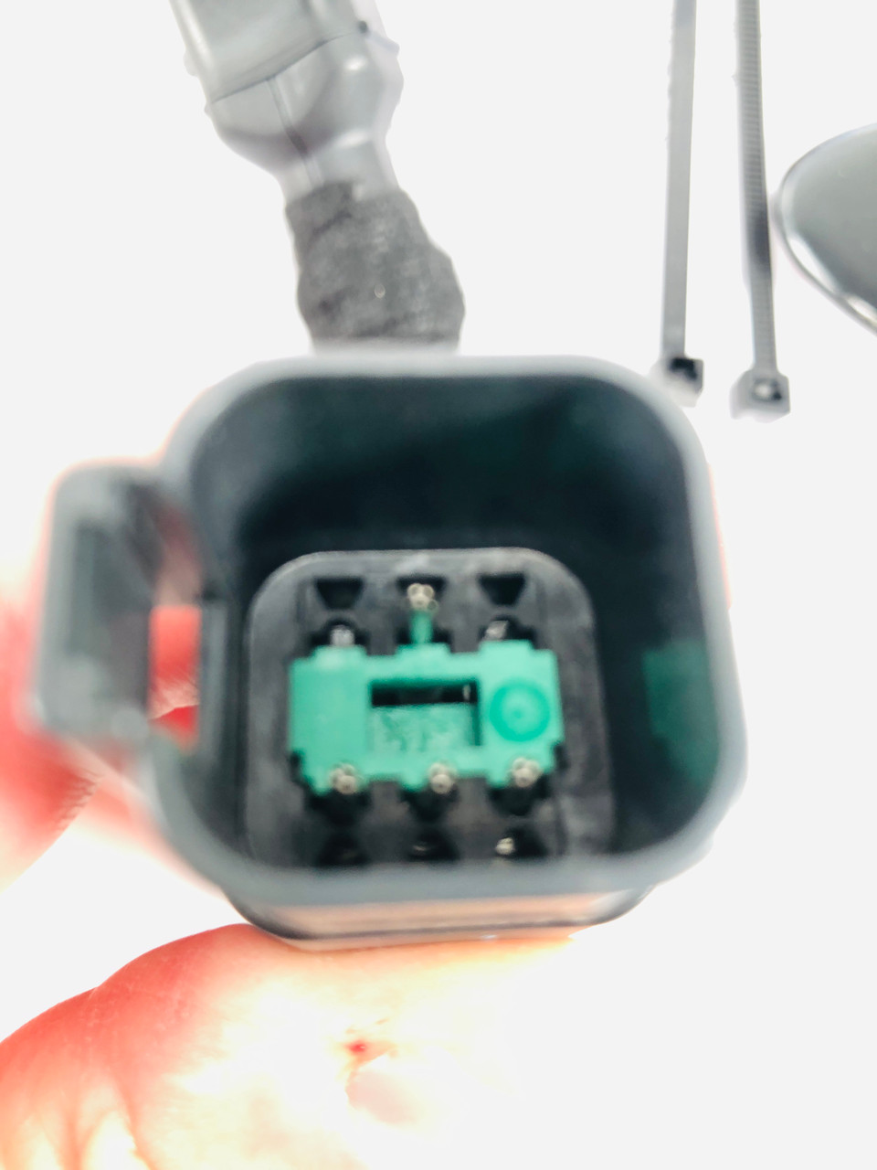 $449.99* GENUINE VOLVO no tax* EASY CONNECT GATEWAY 24273879