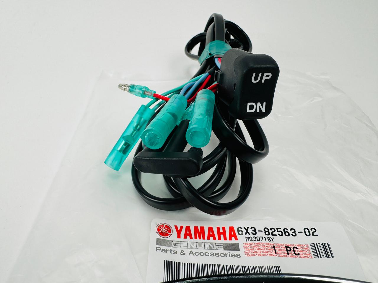 $106.99* GENUINE YAMAHA TRIM & TILT SWITCH 6X3-82563-02-00  *In Stock And Ready To Ship!