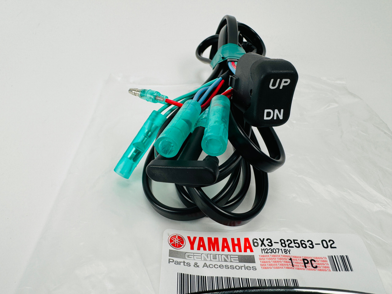 $106.99* GENUINE YAMAHA TRIM & TILT SWITCH 6X3-82563-02-00 *In