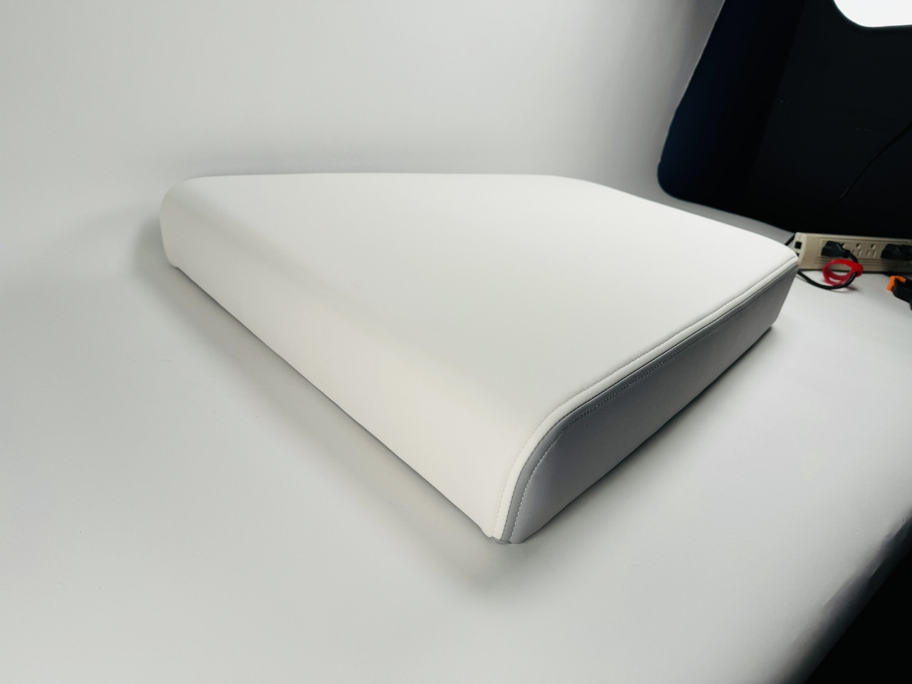 CHAPARRAL  2022 23 SSi BOW FILLER CUSHION This bow filler cushion will fill all 23 H2o's & SSi's 2019 thru 2024  However the white vinyl will be a different shade & texture *In Stock & Ready To Ship!