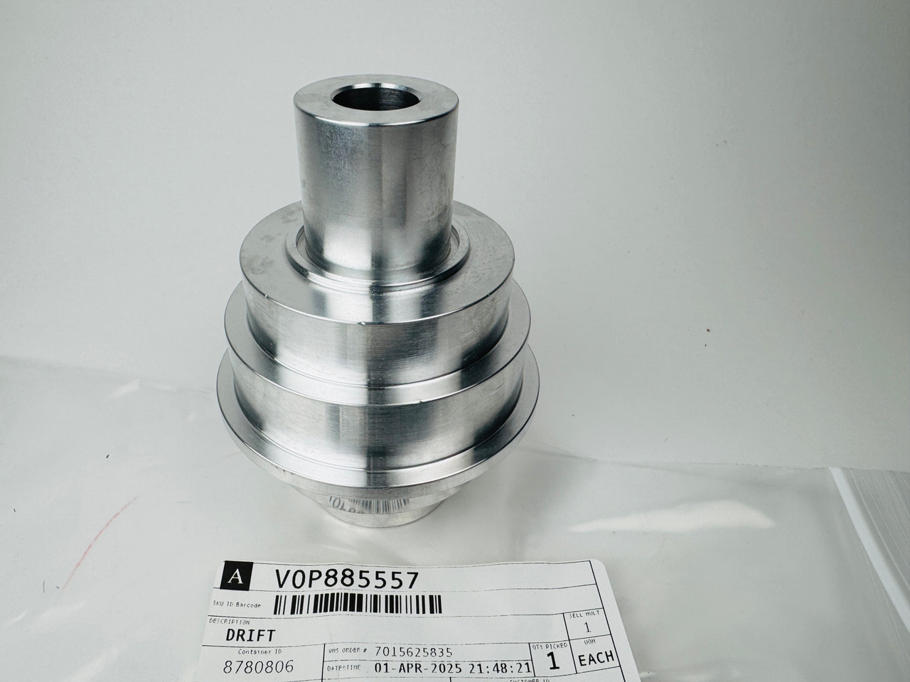 $269.99* GENUINE VOLVO no tax* DRIFT 885557 *In Stock & Ready To
