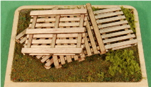 1:35-SCALE PALLETS 4-PACK