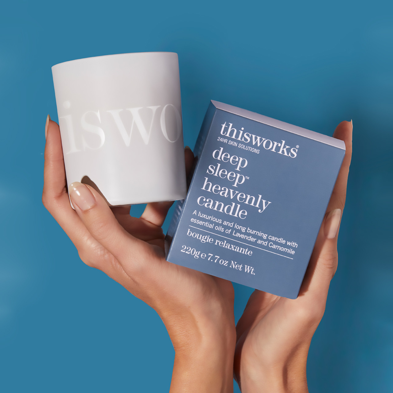 This Works Deep Sleep Heavenly Candle, 220g VictoriaHealth