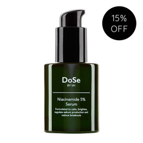 DoSe by VH Niacinamide Serum, 30 ml, in a green glass bottle;  Niacinamide Serum benefits skin by reducing oil, calming inflammation & improving pore appearance.