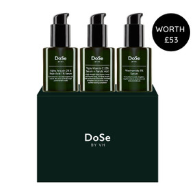 DoSe For Uneven Skin Tone features Alpha Arbutin 2% + Kojic Acid 1% to reduce dark spots, Triple Vitamin C 23% + Ferulic Acid for brightening and antioxidant support, and Niacinamide 5% to refine pores and strengthen skin. This targeted routine helps fade pigmentation and age spots for a more even, radiant complexion.