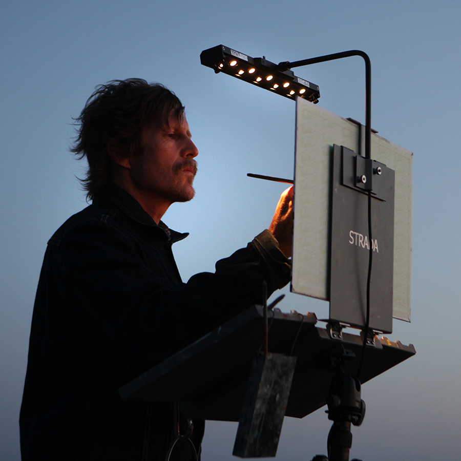 Revelite Easel Light with Strada