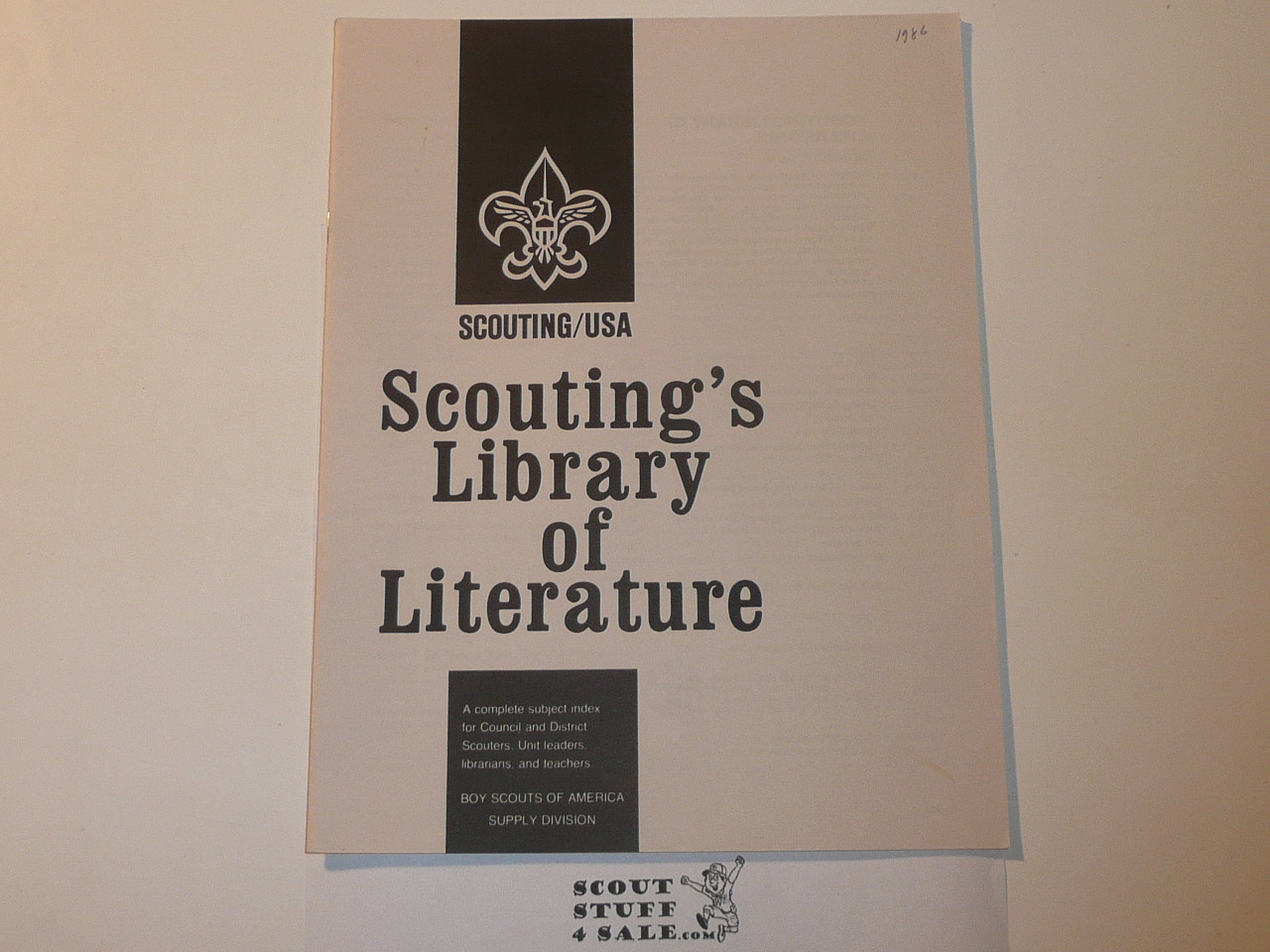 1986 Scoutings Library of Literature Catalog, 2-86 Printing
