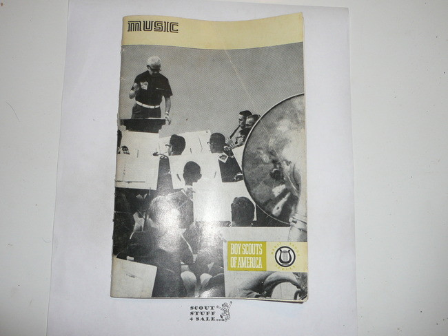 Music Merit Badge Pamphlet, Type 8, Green Band Cover, 1-74 Printing