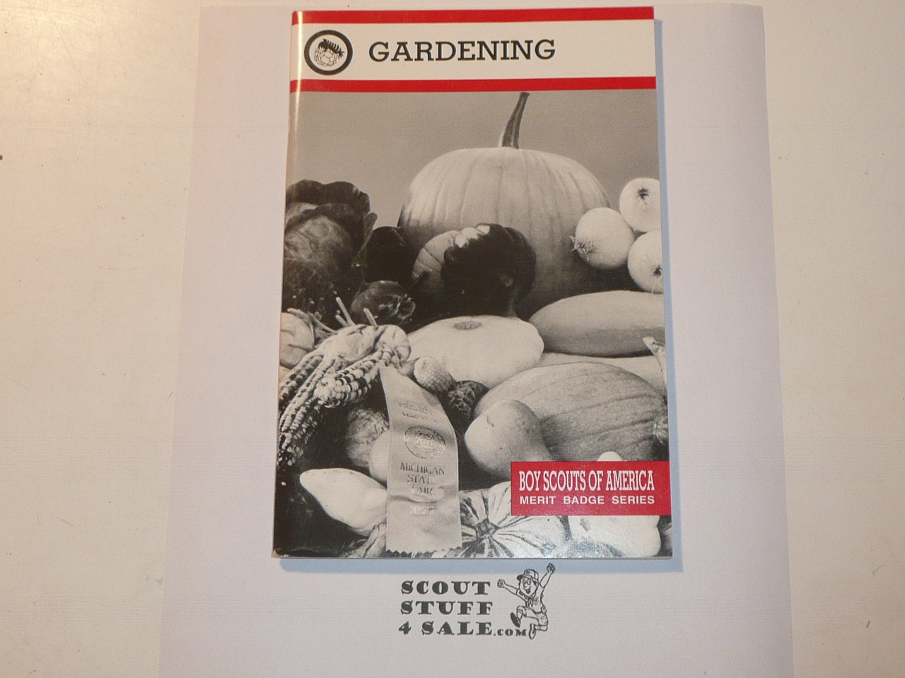 Gardening Merit Badge Pamphlet, Type 9, Red Band Cover, 1-83 Printing