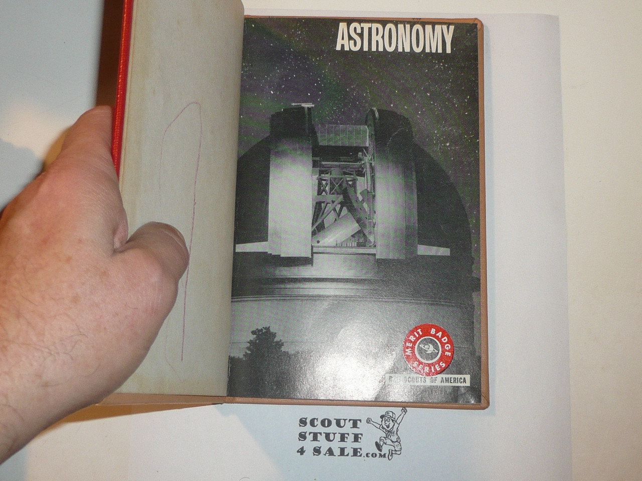 Astronomy Library Bound Merit Badge Pamphlet, Type 7, Full Picture, 3-68 Printing
