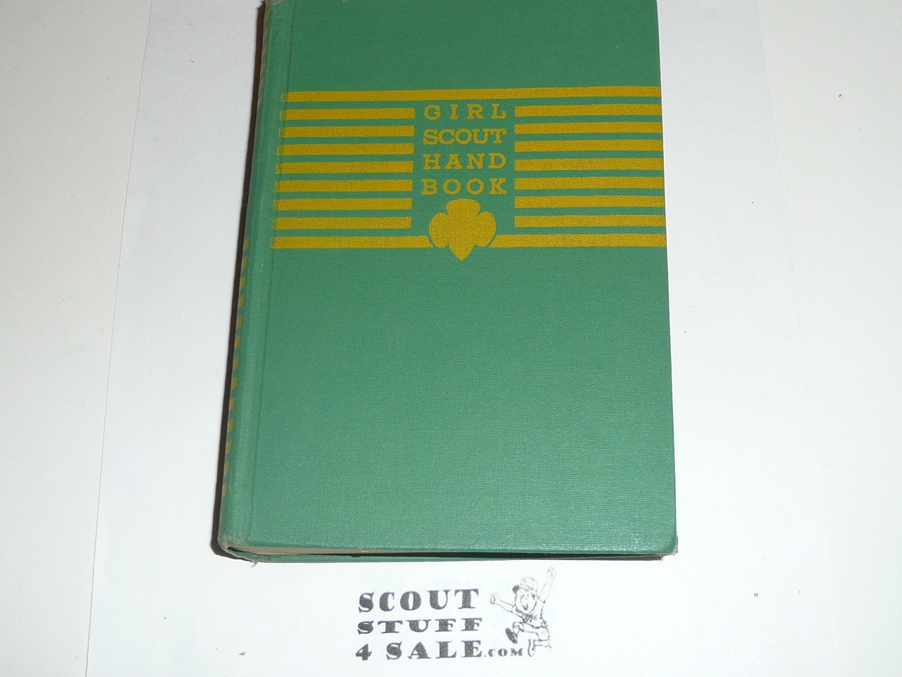 1945 Official Girl Scout Handbook, hardbound, 11-45 Printing, 8th printing,  Lite use