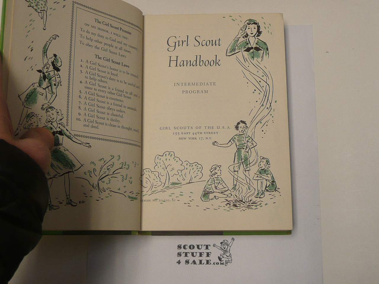 1956 Official Girl Scout Handbook, hardbound, 11-56 Printing, 11th printing, lite wear