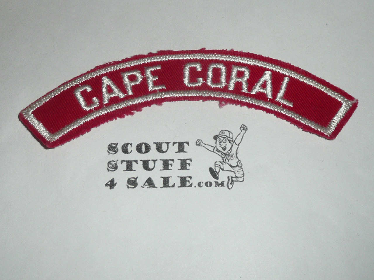 CAPE CORAL Red and White Community Strip
