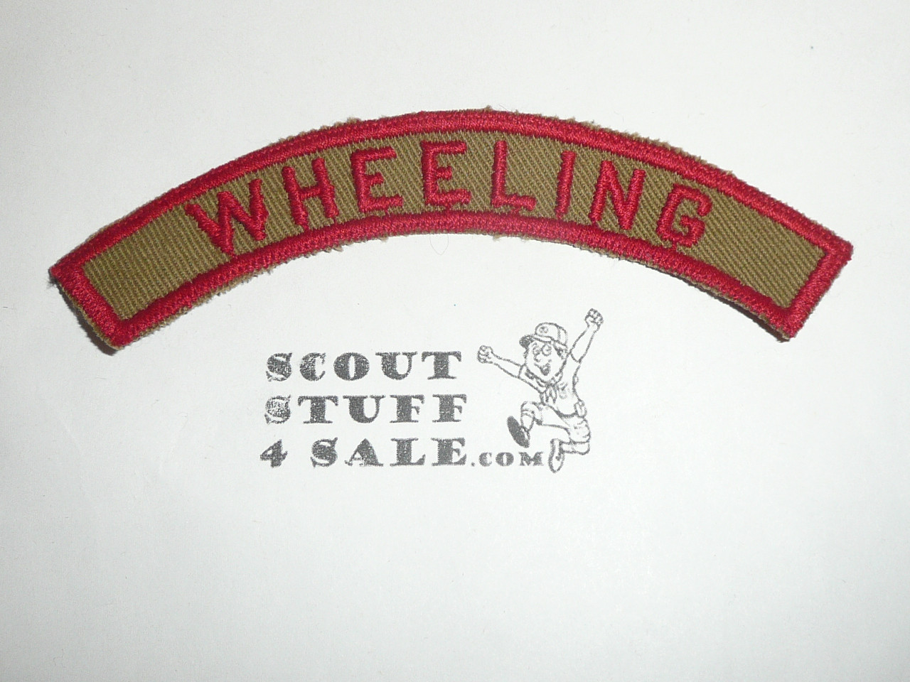 WHEELING Khaki and Red Community Strip