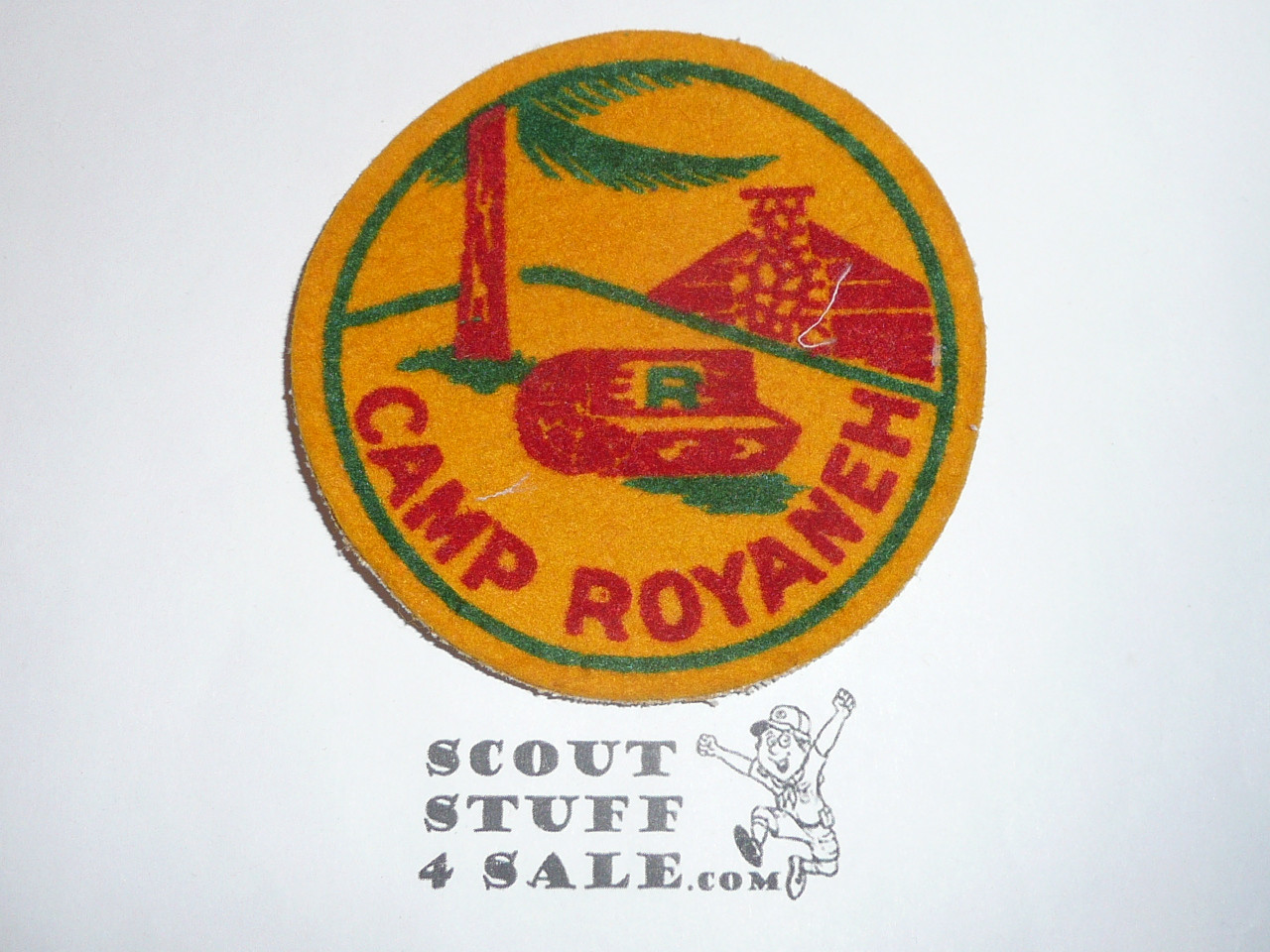 Camp Royaneh Felt Patch, San Francisco Bay Area Council, 3" round gold felt with red/green flocking, MINT