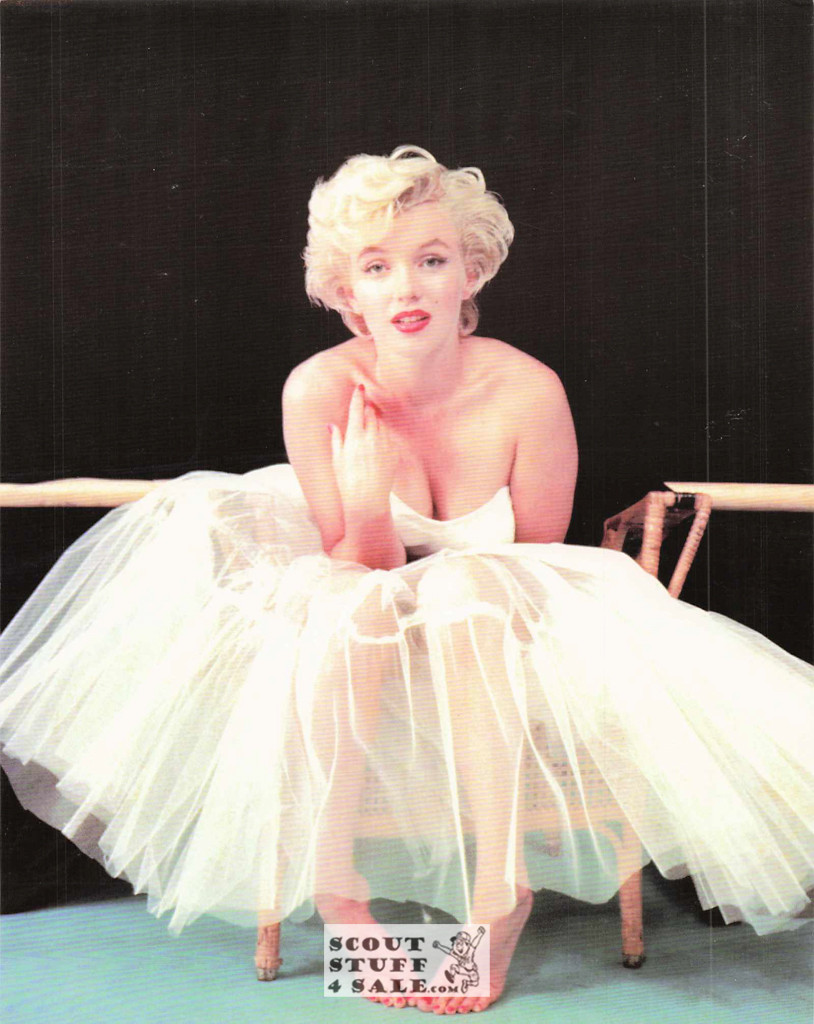 Marilyn Monroe Postcard by Classico San Francisco #220-027, 8x10"