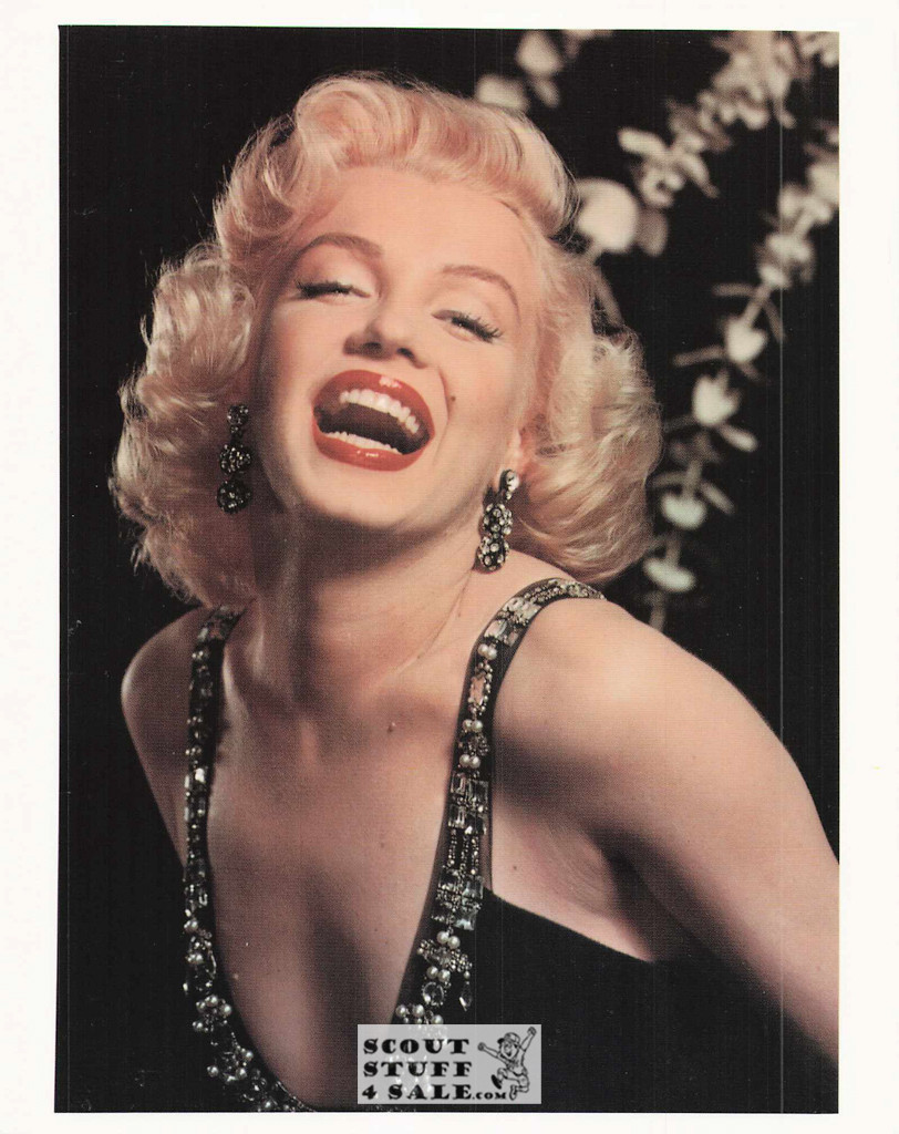 Marilyn Monroe Postcard by Classico San Francisco #220-030, 8x10"