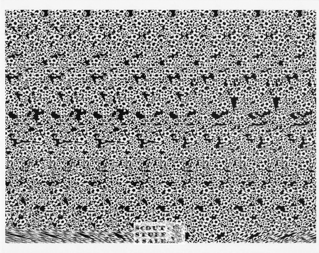 Soccer Magic Eye 3D Optical Illusion Postcard, Classico SF #528-027, 8x10"