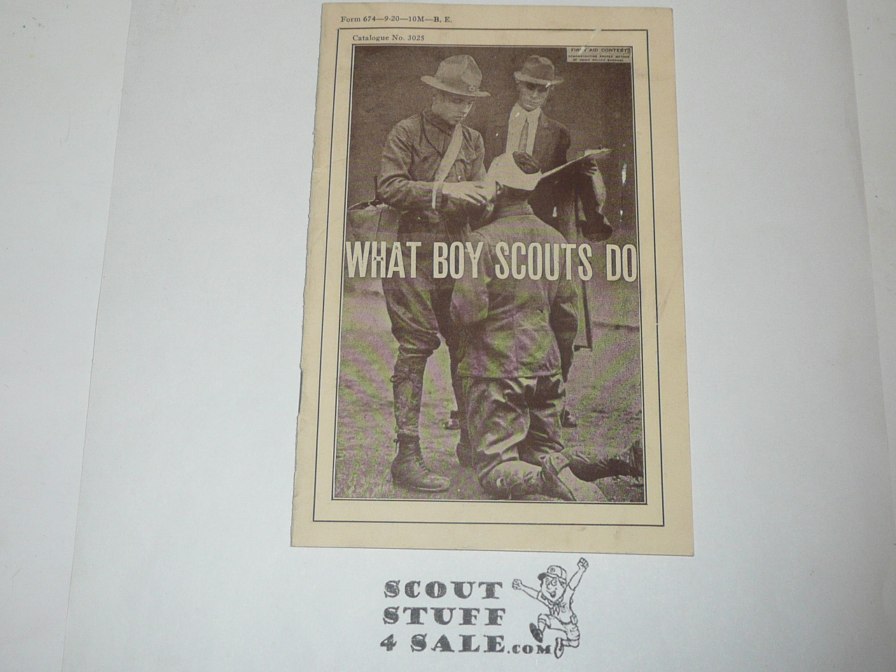 1920 What Boy Scouts Do, Boy Scout Promotional Brochure, Pictoral book, Great teens Scouting pictures, 24 pages, 9-20 printing