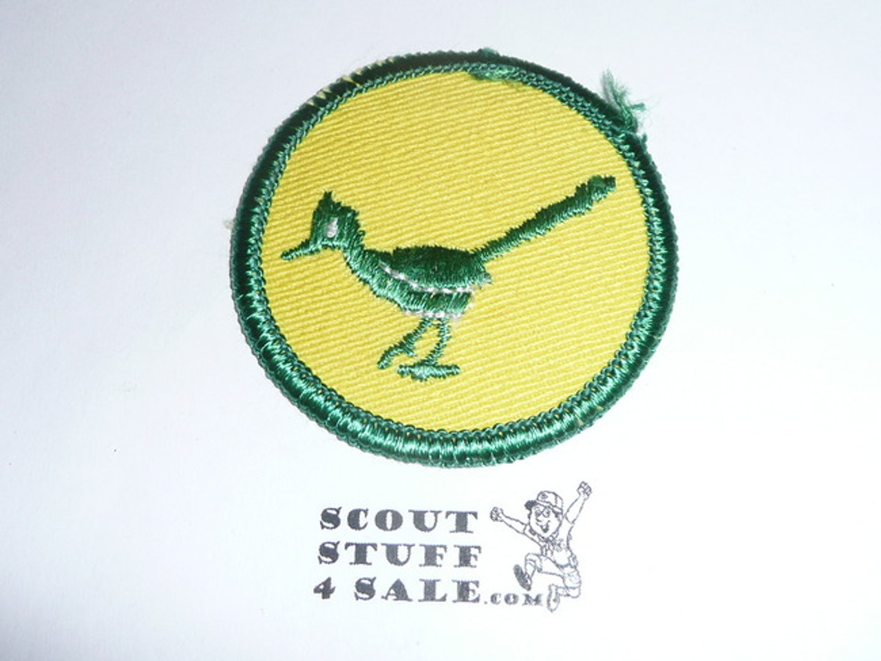 RoadRunner Patrol Medallion, Yellow Twill with plastic back, 1972-1989