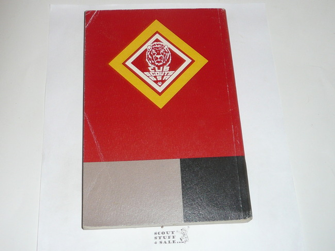 1961 Lion Cub Scout Handbook, 11-61 Printing, Near MINT