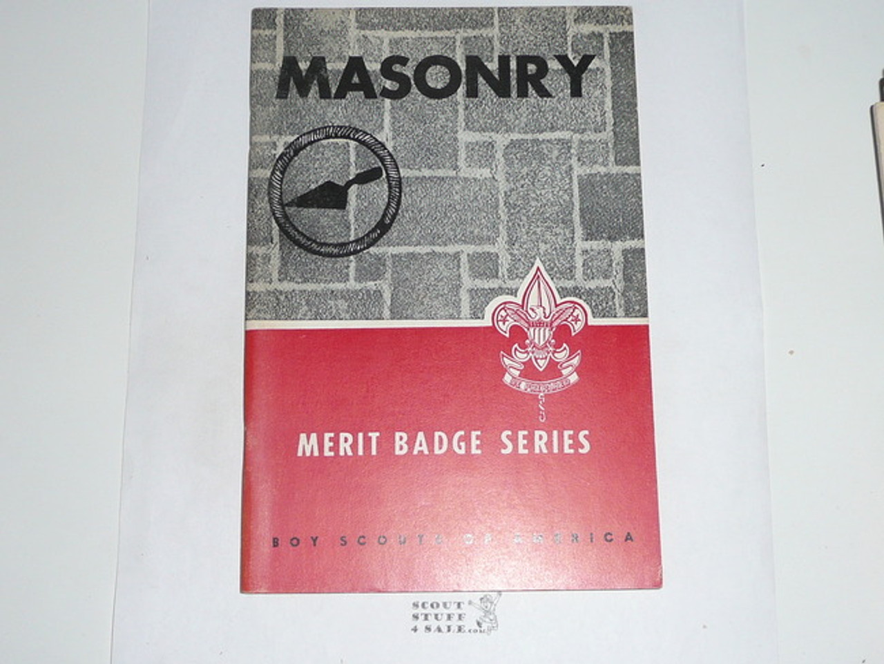 Masonry Merit Badge Pamphlet, Type 6, Picture Top Red Bottom Cover, 8-65 Printing