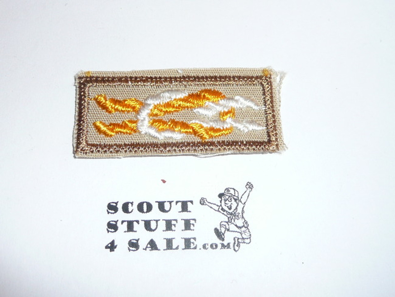 Silver Antelope Award Knot on Tan, 1983-current