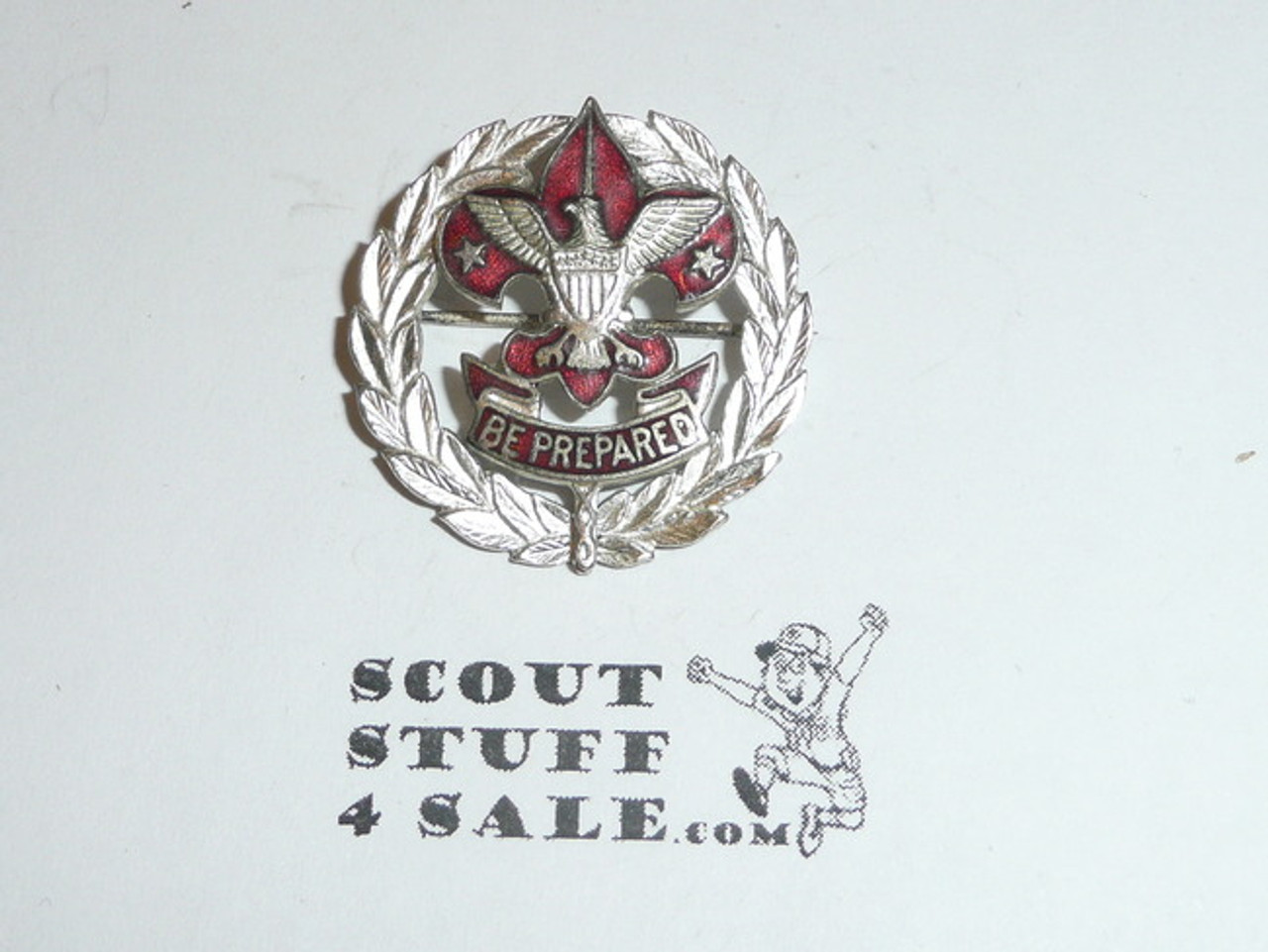 Scout Executive Collar Brass, Squatty Crown, Horizontal Spin Lock Clasp