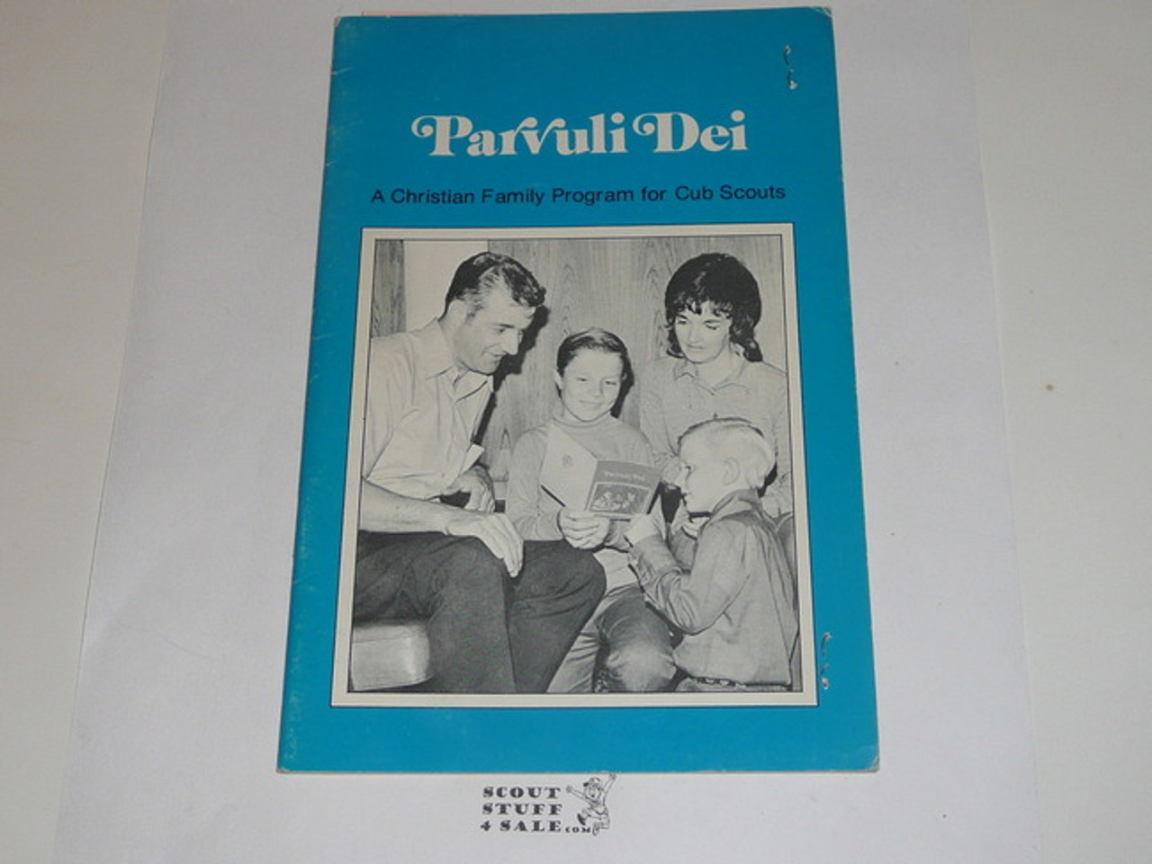 Christian, Parvuli Dei A Christian Family Program for Cub Scouts Manual, 1970's printing