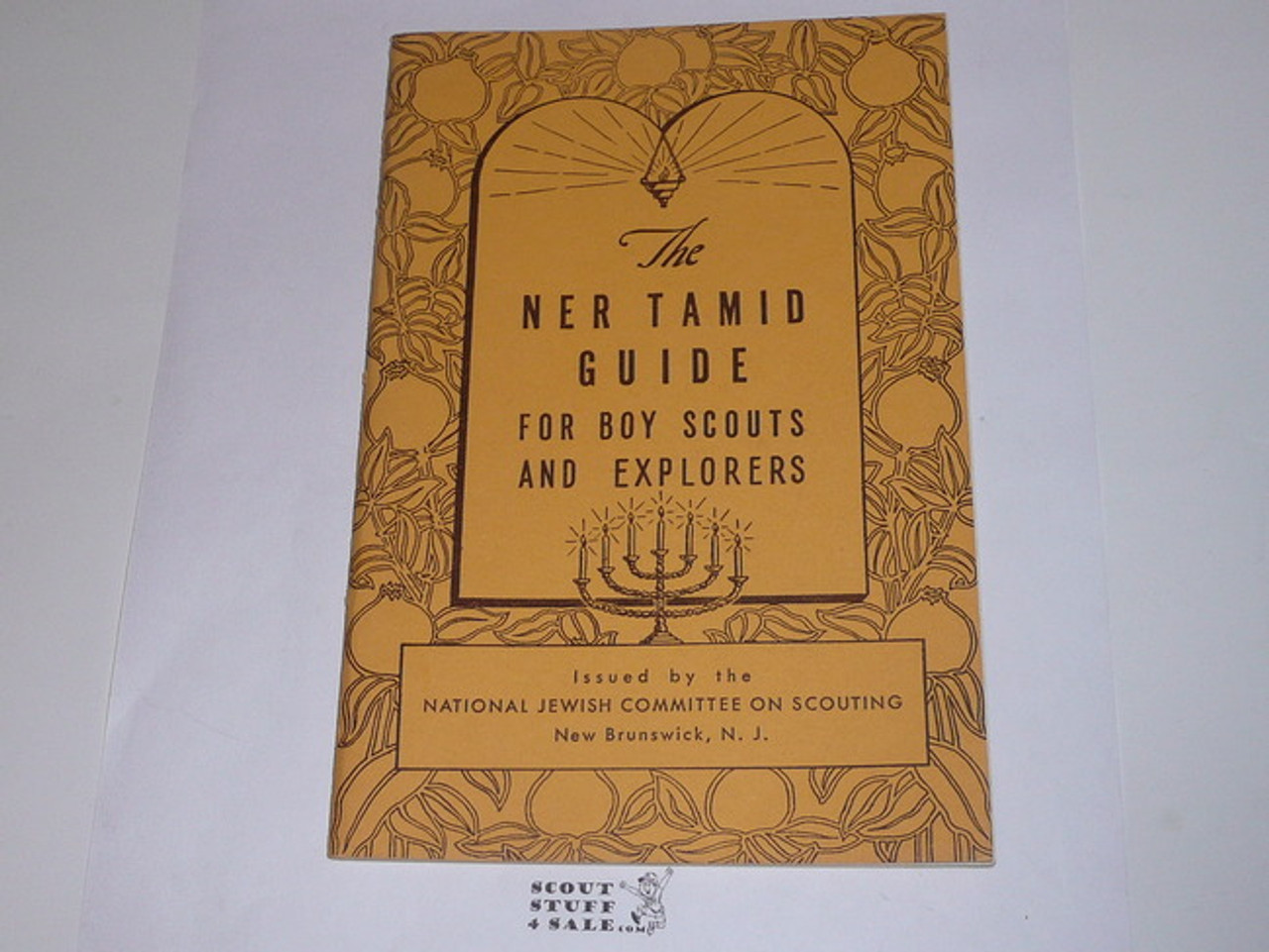 Jewish, Ner Tamid Guide for Boy Scouts and Explorers Book, 1-67 printing