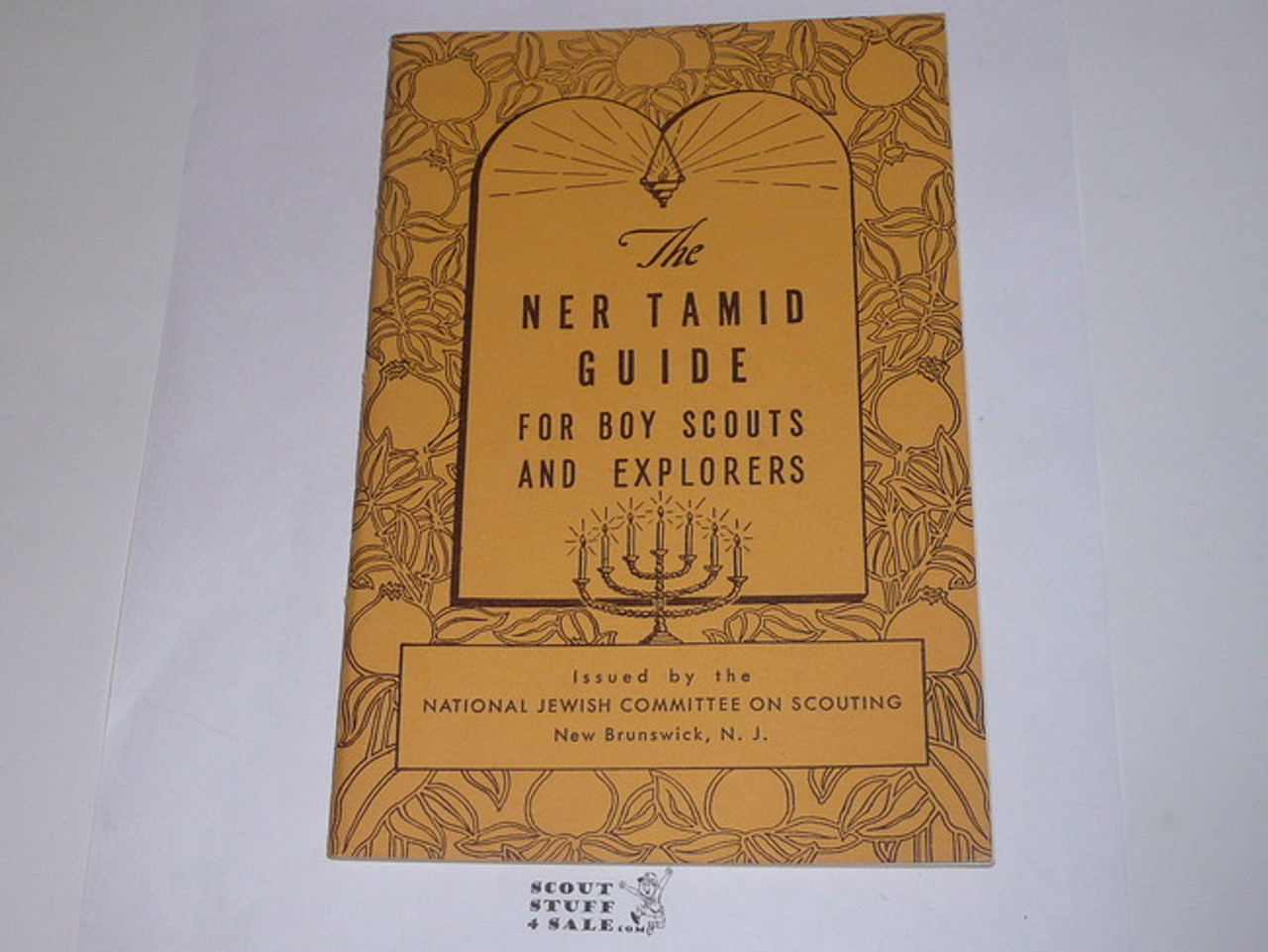 Jewish, Ner Tamid Guide for Boy Scouts and Explorers Book, 1-67 printing