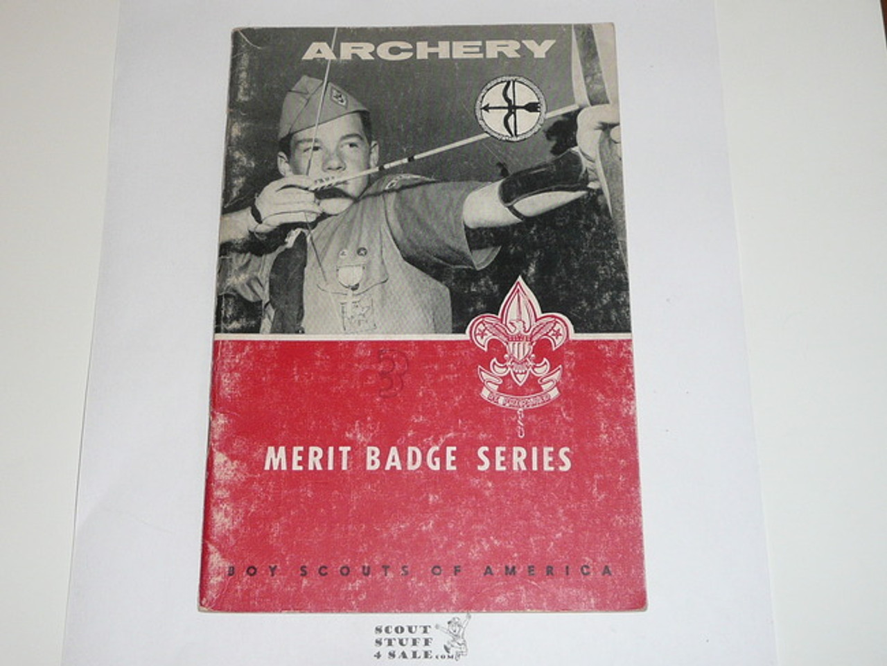 Archery Merit Badge Pamphlet, Type 6, Picture Top Red Bottom Cover, 2-64 Printing